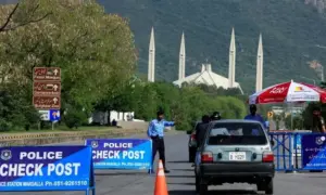 Traffic advisory issued ahead of Marka-i-Haq event in Islamabad