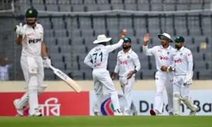 Pakistan Test against Bangladesh evenly poised after Mehidy takes 5 wickets on 3rd day