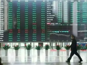 China stocks hit 11-year high on AI optimism, exports rebound