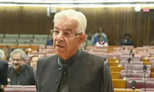 Khawaja Asif says KP now on ‘same page’ as Centre in fight against terrorism